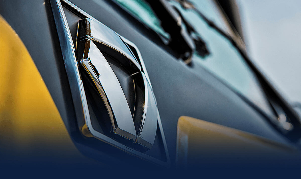 八十載砥礪前行！