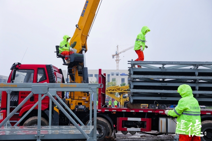 20分鐘一座應(yīng)急橋！徐工參與2024年省級公路與運(yùn)輸突發(fā)事件應(yīng)急演練