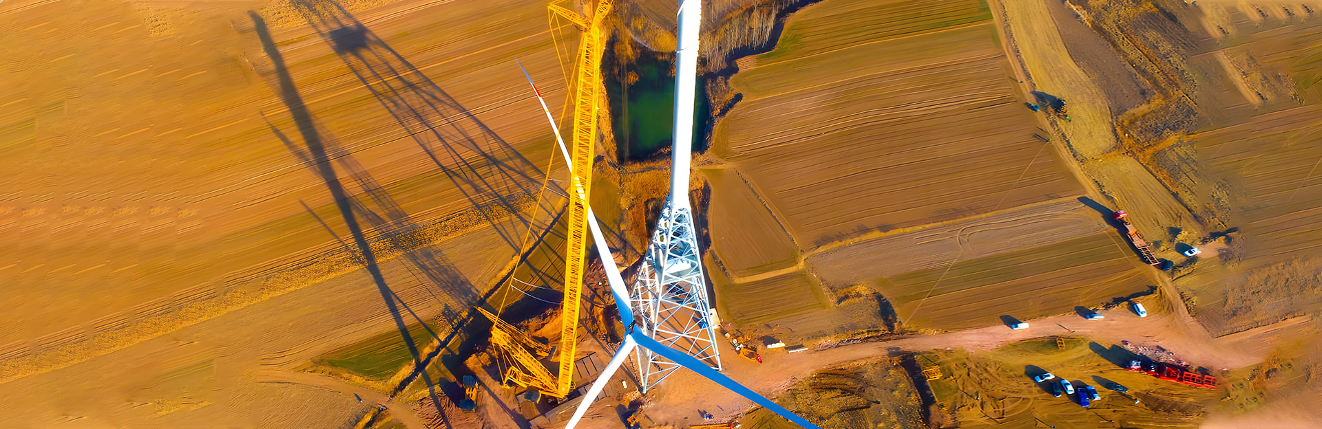 履帶式起重機(jī)