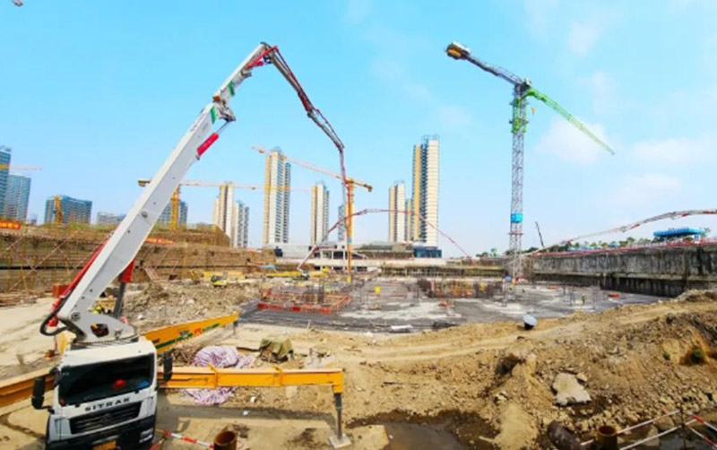 徐工泵車“團(tuán)建”珠海橫琴科學(xué)城！