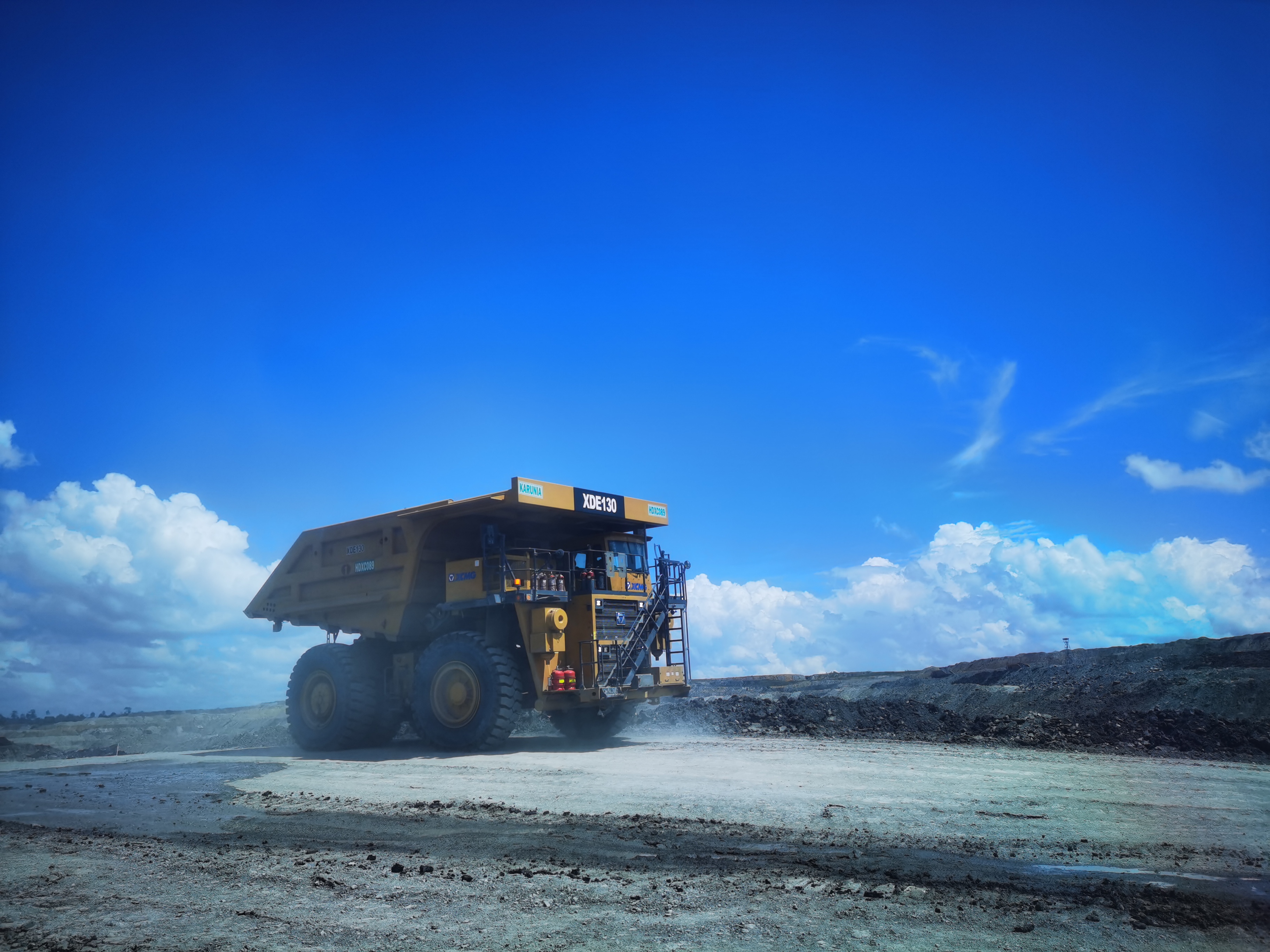 礦業(yè)報國，效率傳奇！徐工礦山機械100臺+扎根高原