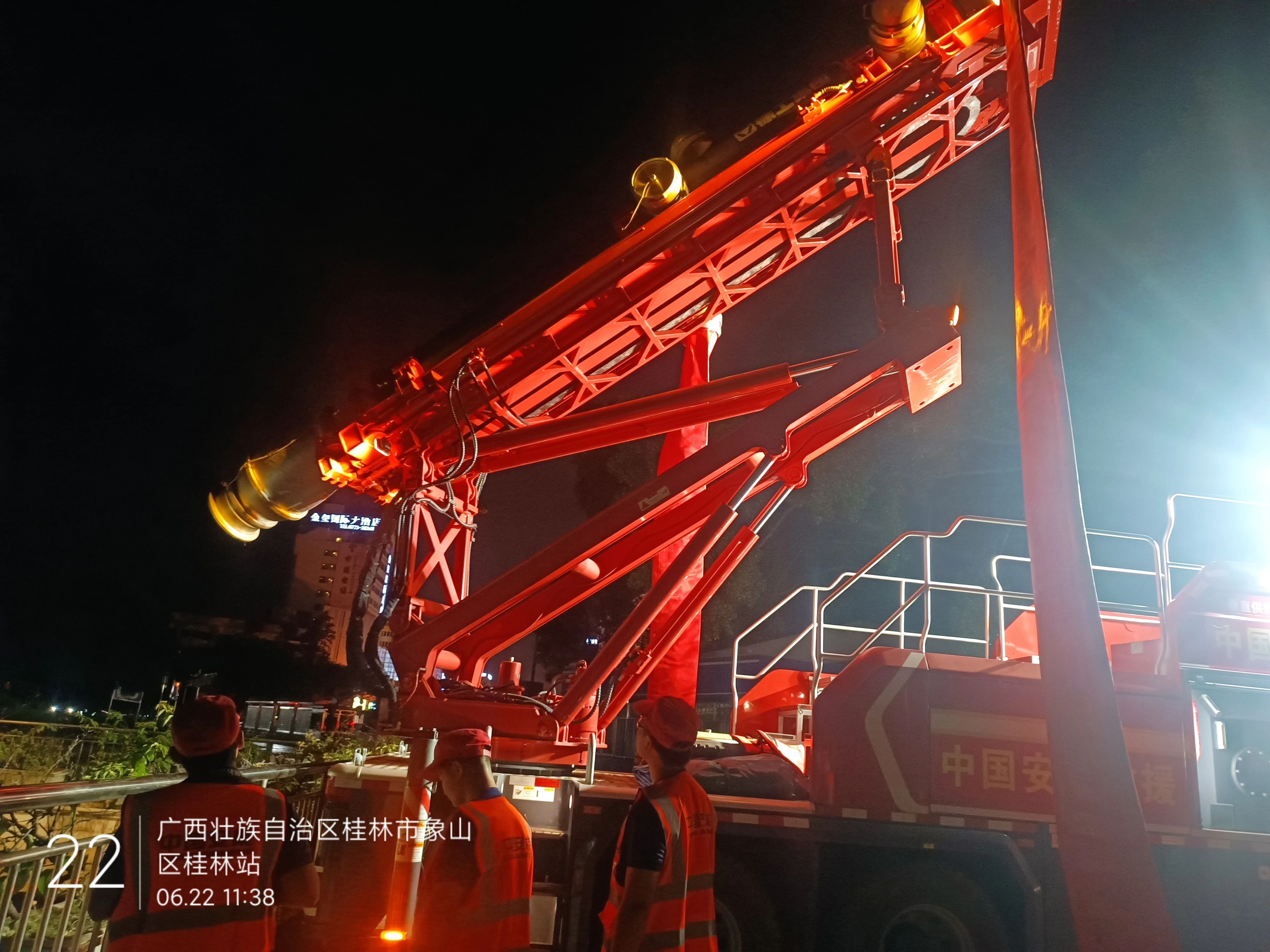 桂林洪水！徐工多臺排澇應(yīng)急裝備全力迎戰(zhàn)!