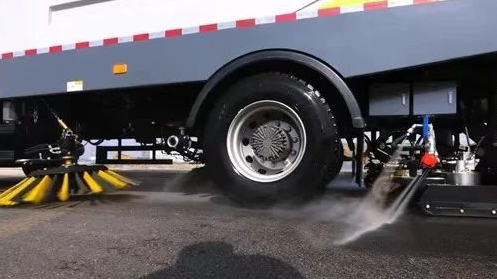 全力以“復”洗城清淤，徐工在行動！