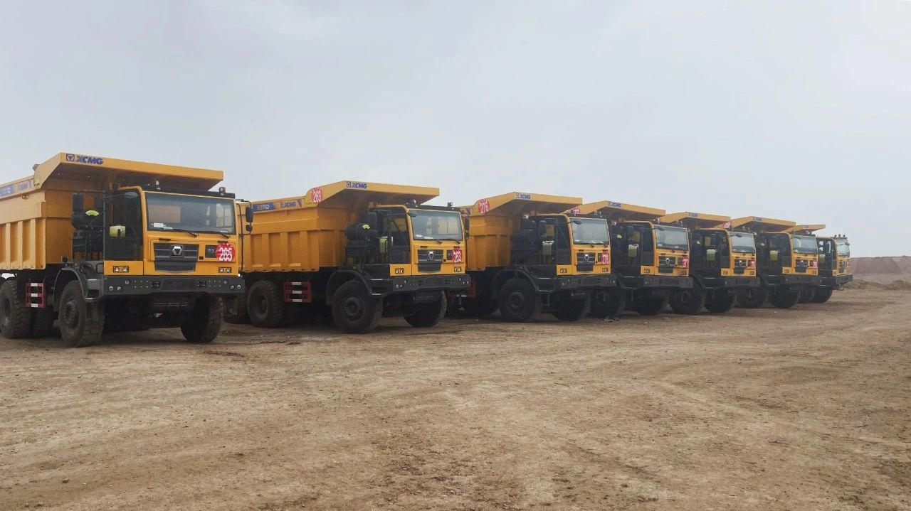 百臺交付！徐工礦卡賦能內(nèi)蒙古現(xiàn)代化礦山建設(shè)