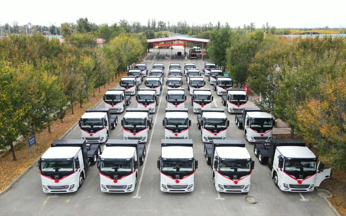 脫碳“換”綠進行時！徐工新能源重卡批量交付西北