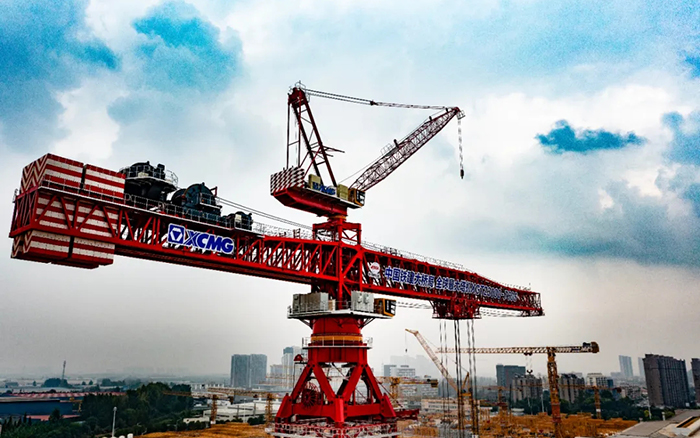 23000噸米！徐工“全球最大塔機(jī)”下線交付！