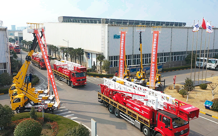 綠色修井效率再刷新，徐工電動修井機批量發(fā)車