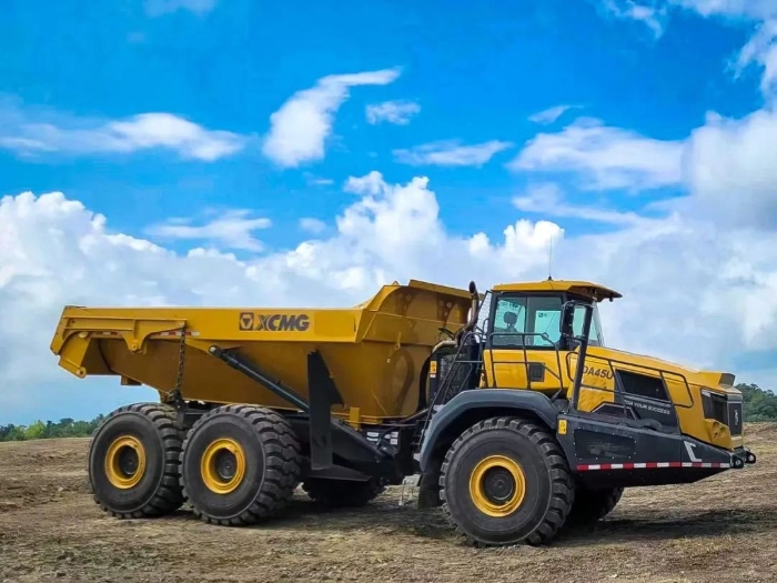 徐工大型露天礦山“綠色化智慧化施工成套解決方案”