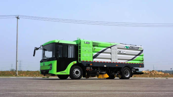 【新品搶先看】高效、舒適、智能全都要？徐工低入口洗掃車給您答案！