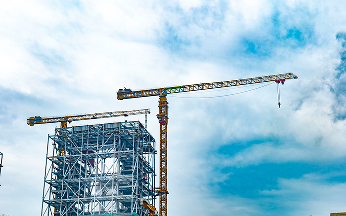 雙塔聚力! 華能太倉電廠項(xiàng)目徐工超大塔顯身手