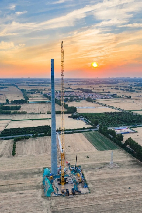 170米“一鍵”搞定？徐工XLC18000M已開(kāi)啟省心模式！