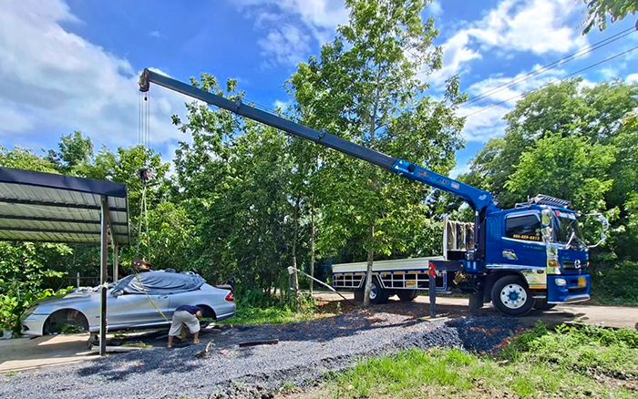 東南亞基建 “頂流”，徐工隨車吊高效穩(wěn)定安全圈粉無數(shù)