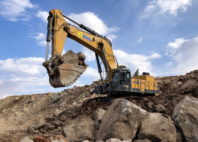 超級客戶再突破！徐工超大噸位礦用挖掘機征戰(zhàn)內(nèi)蒙