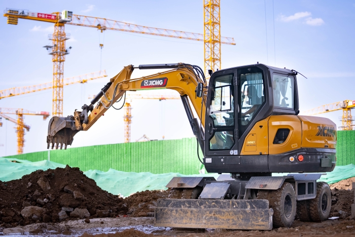 零碳機(jī)場(chǎng)！徐工挖機(jī)護(hù)航超級(jí)工程