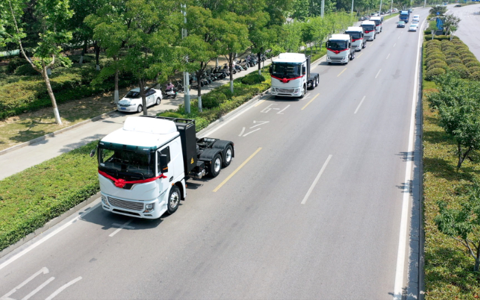 綠潮涌動、“碳”索未來！徐工新能源牽引車助力河南！