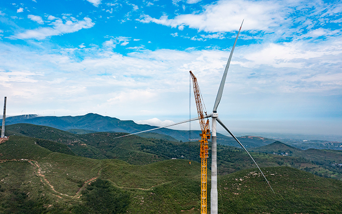 四冠王者 | 徐工XGL3300-220S風(fēng)電動(dòng)臂塔機(jī)再顯神威！