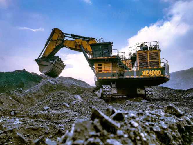 連續(xù)5萬小時出勤！徐工XE4000液壓鏟受礦區(qū)高度贊揚！