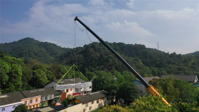 46米跨距吊3天！徐工G2代四橋130噸“闖入”影視圈！