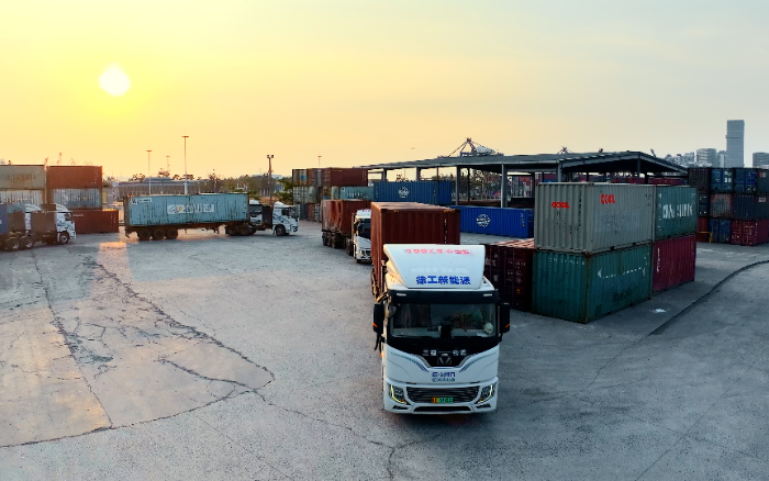 直擊三大痛點(diǎn)！徐工新能源重卡攜手客戶打造盈利生態(tài)