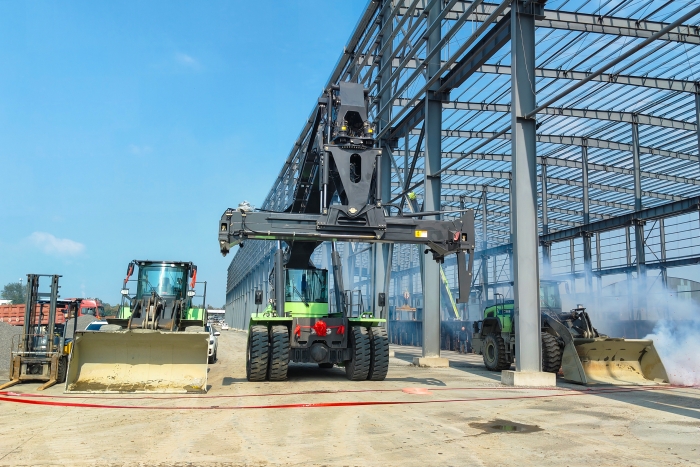 協(xié)同致勝，徐工“綠色艦隊(duì)”開啟多元物流新篇章