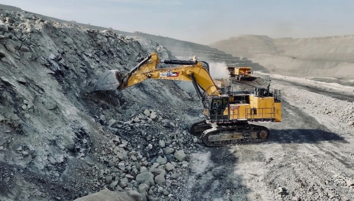 礦區(qū)得力干將：徐工XE1350G Pro，高效可靠，不負(fù)重托